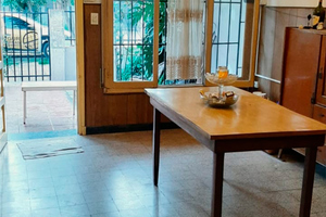 Casa 2 dormitorios con patio verde — Don Bosco