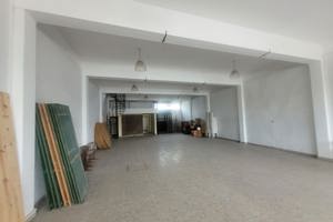 Salón Comercial de 2 Plantas en Pte. Roca