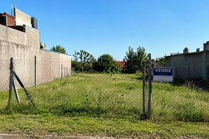 Terreno de 400 metros cuadrados 