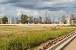 Loteo Av. Franco Pastore, frente a barrio Jardín - Imagen 2