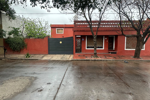 OPORTUNIDAD!!! SE VENDE CASA EN CORDOBA
