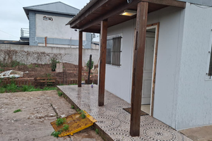 🏡 CASITA DE 1 DORMITORIO CON JARDÍN – CAPITÁN BERMÚDEZ