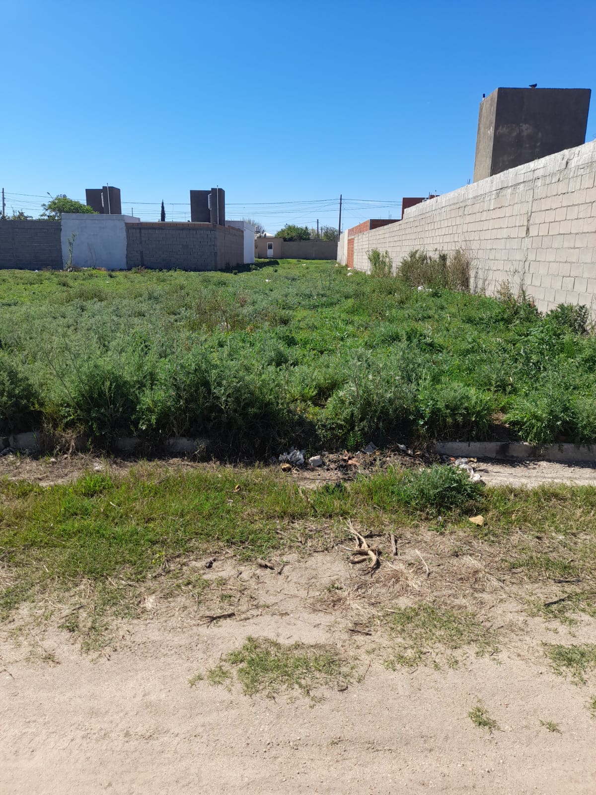 En venta terreno en yacanto