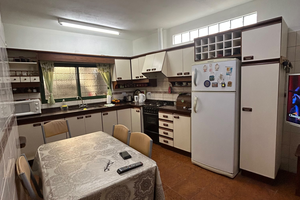 CASA 4 AMB EN ESQUINA - Imagen 4