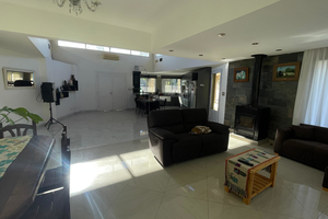 IMPONENTE CASA EN BARRIO MALIBU - Imagen 5