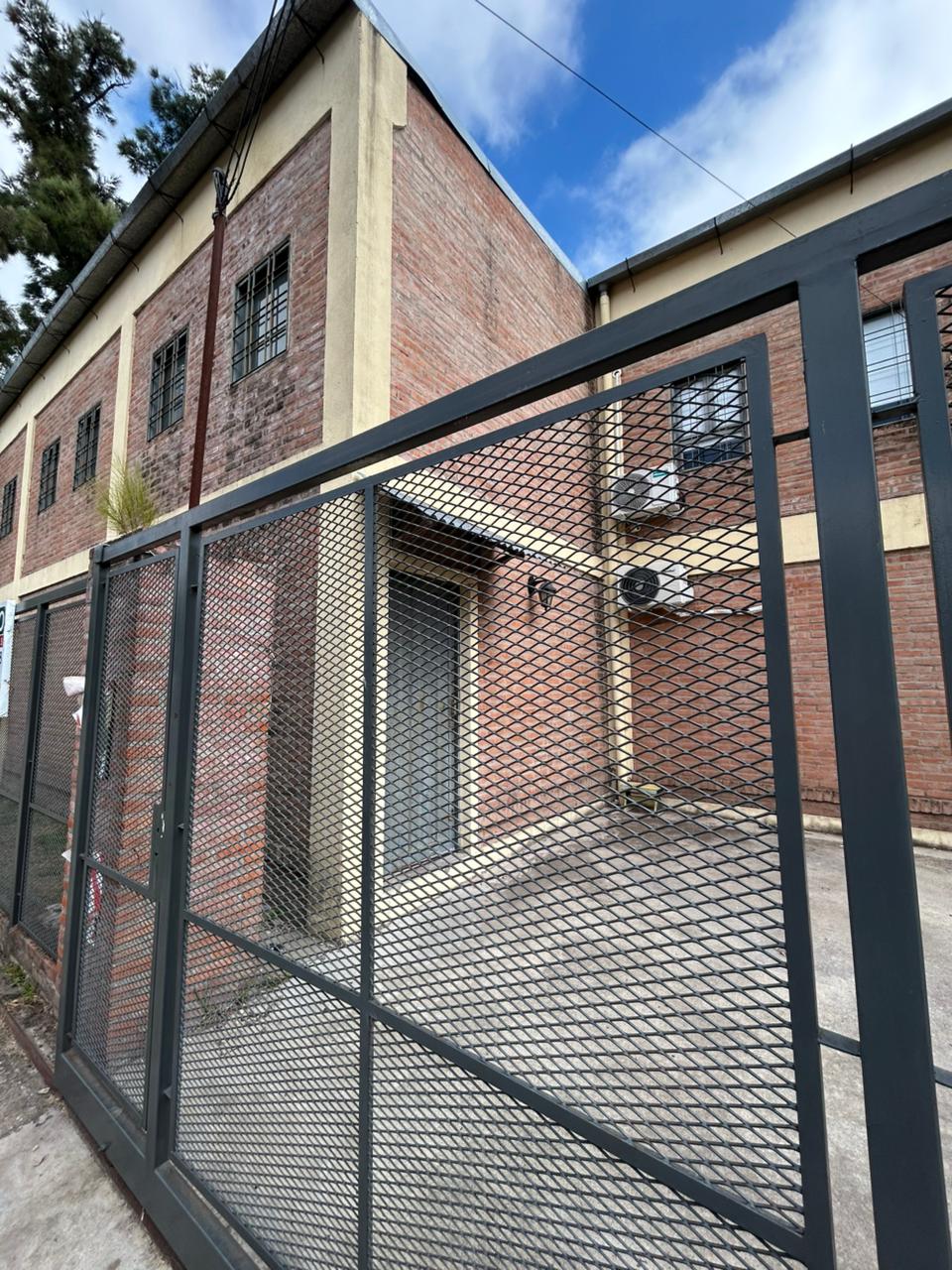 GALPON EN VENTA ITUZAINGO