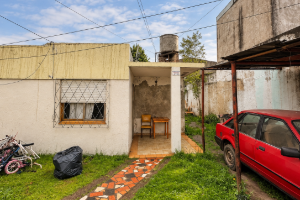 CASA A RECICLAR