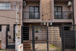 DUPLEX EN ALQUILER ITUZAINGO